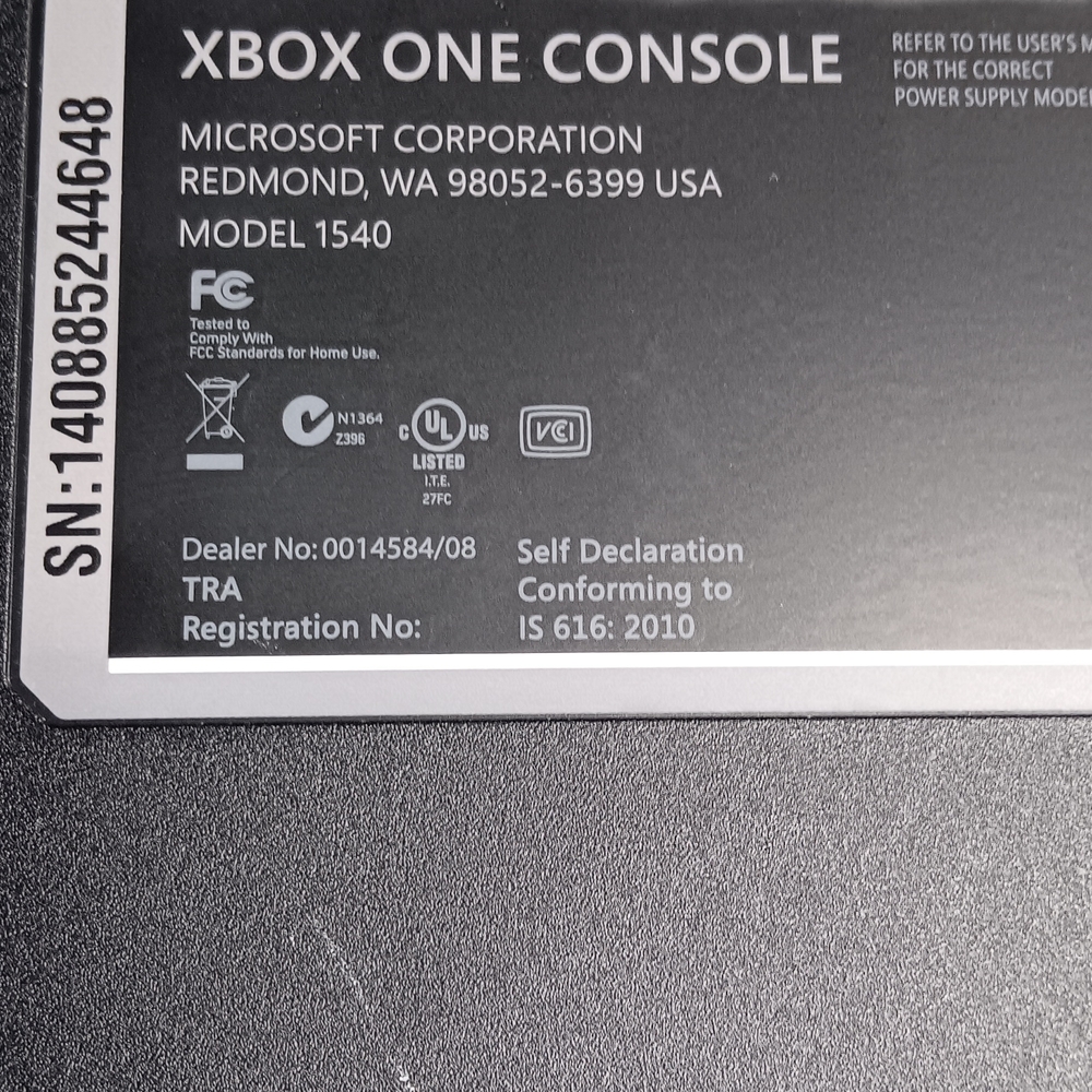 Xbox One Console - Picture 8 of 9